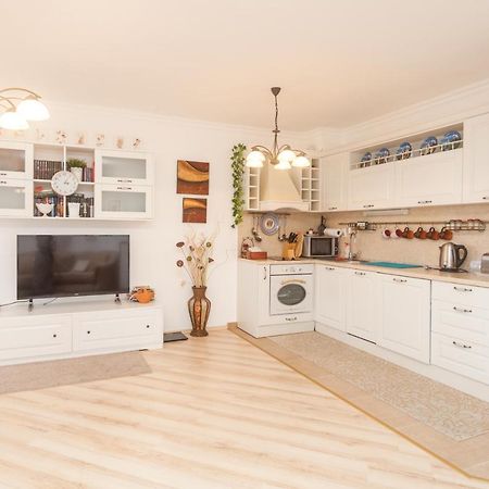 Dom-El Real Apartments Amphora Sveti Vlas Ngoại thất bức ảnh