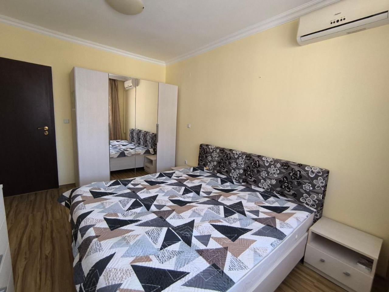 Dom-El Real Apartments Amphora Sveti Vlas Ngoại thất bức ảnh